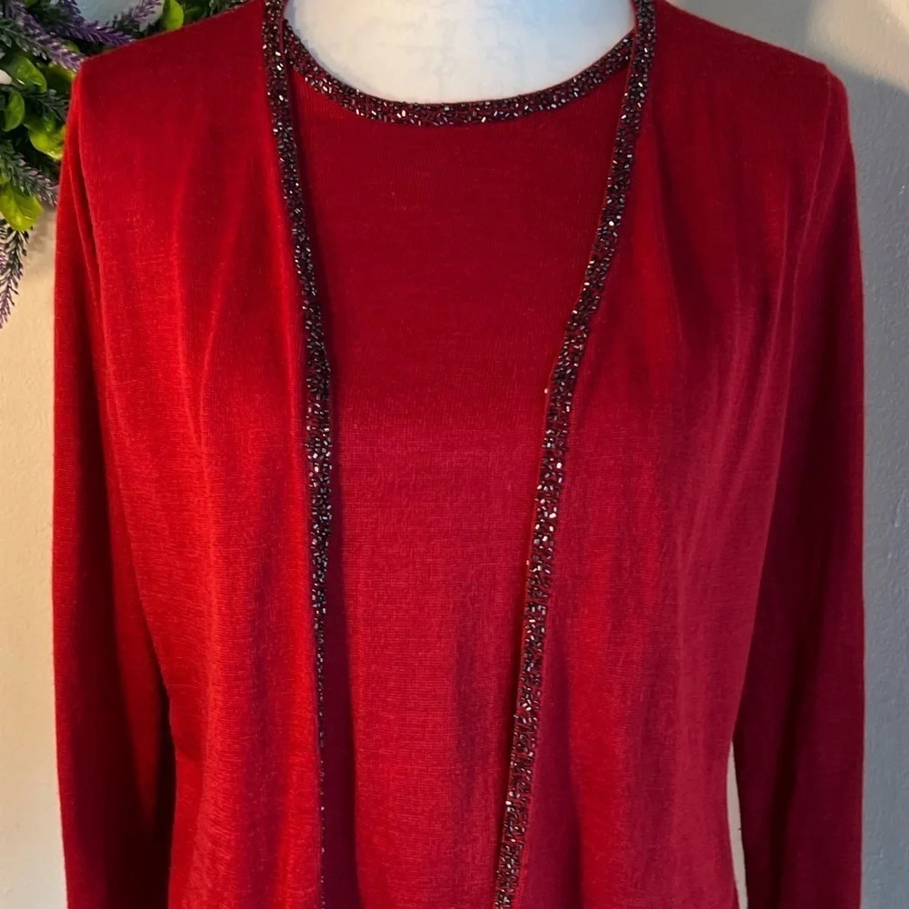 Victoria‎ Jones, S pull over Red sweater Cami with jeweled neckline& front trim